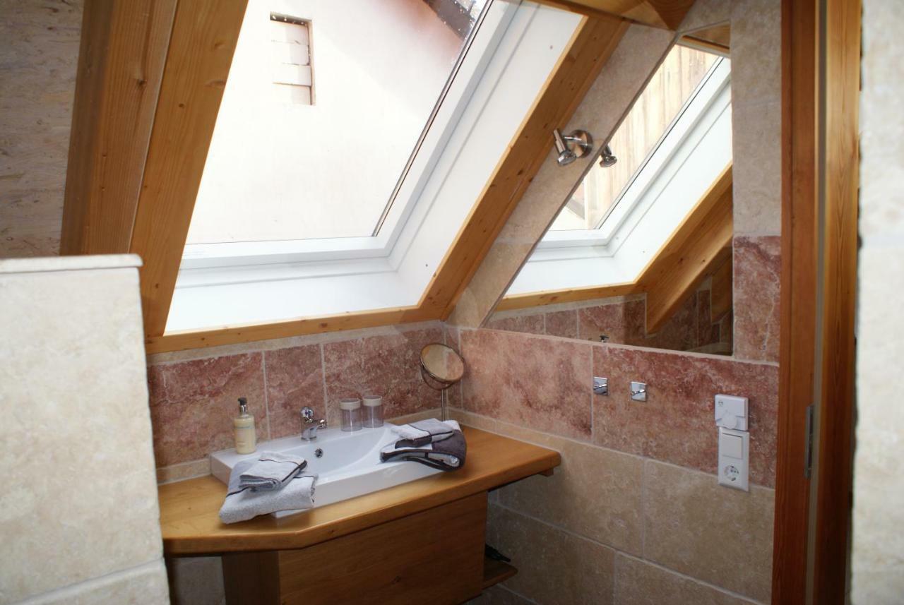 Gaestehaus Ehrhardt Schweigen-Rechtenbach Buitenkant foto
